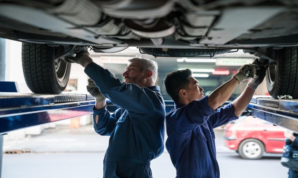 How Vehicle Air Conditioning Maintenance Helps Ensure Comfortable Daily Driving Experiences Always